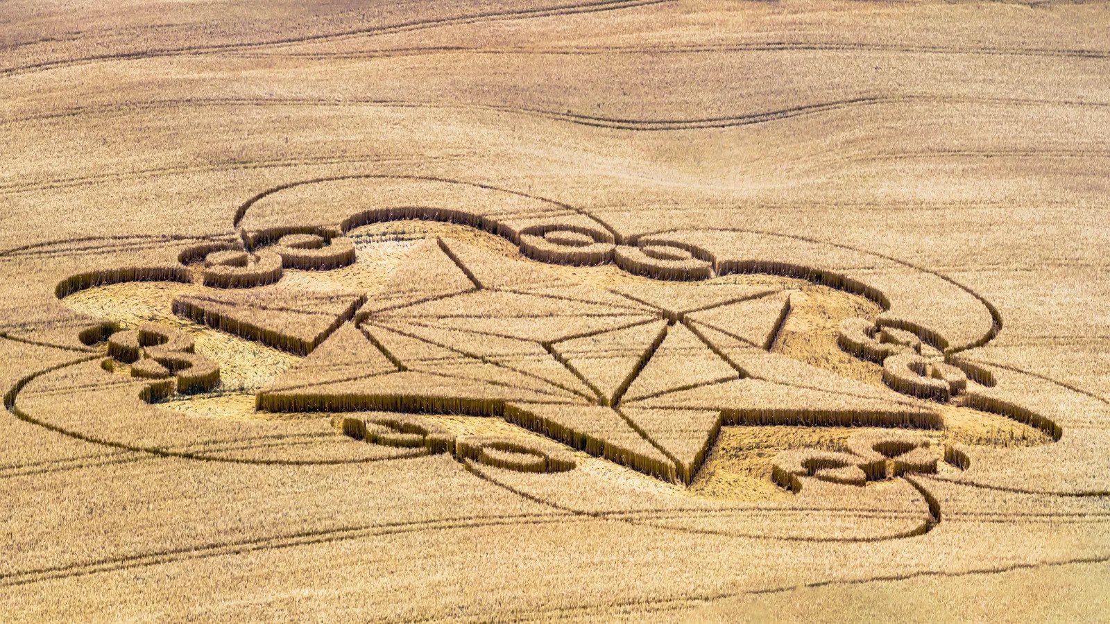 Star Tetrahedron Crop Circle